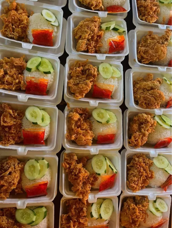 Ayam geprek free es teh